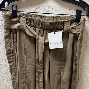Bella Dahl Women’s Seamed Jogger -NWT